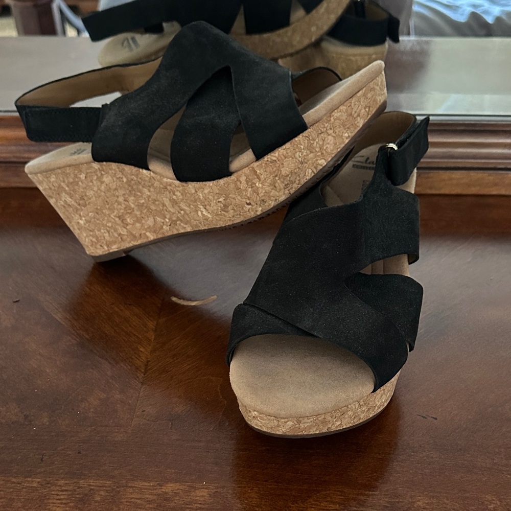 Clarks Black and Tan Wedge Sandals